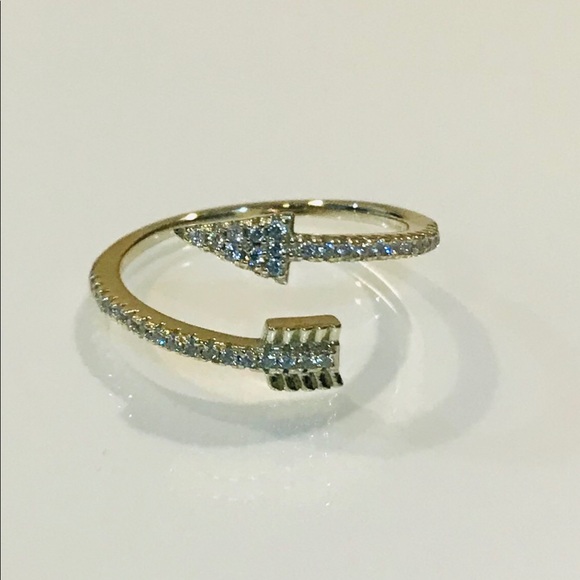 Size 9.5: 14 Karat Gold Plated Clear CZ Arrow Ring - Picture 4 of 8